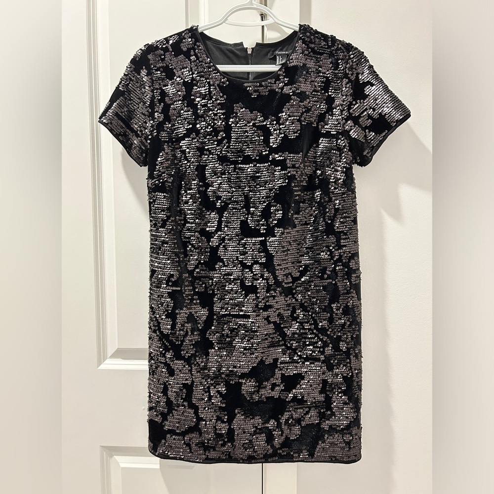 Black sequinned dress size S